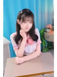 吉住 りおな服飾専門学生美少女