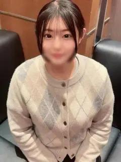 暁霞 みぞれ　Ｈカップ天然娘